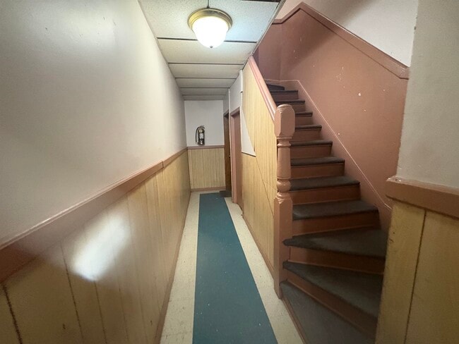 Foto del edificio - 33 Emerson Ave