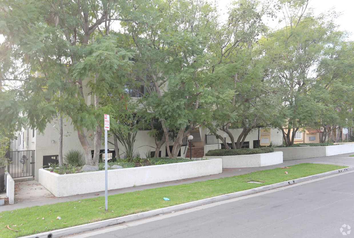 Foto del edificio - Midvale Apartments