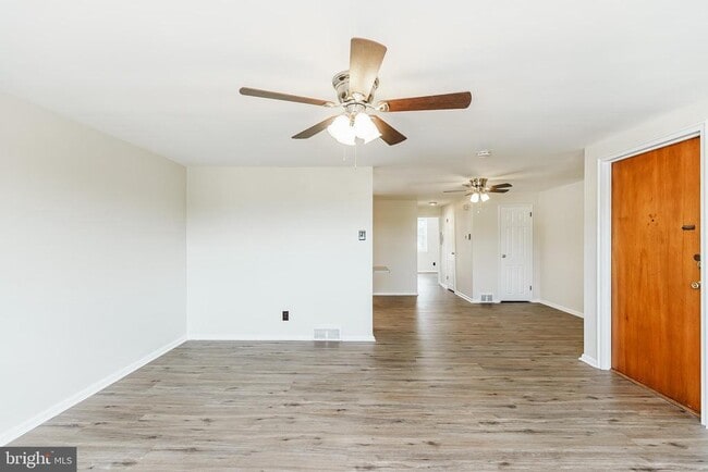 Building Photo - 116 Clement Rd