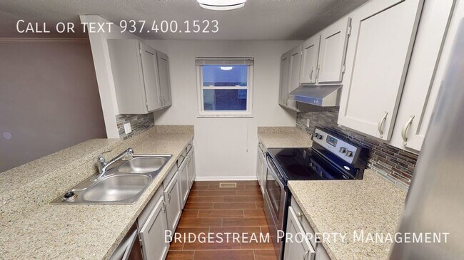 Building Photo - **COMING SOON** Nice 3 bedroom, 1 bath ran...