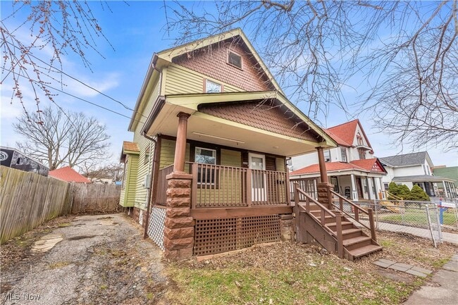 Building Photo - 3820 W 34th St