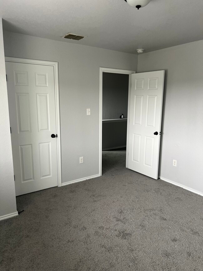 Foto del edificio - 8704 Vista de Nubes