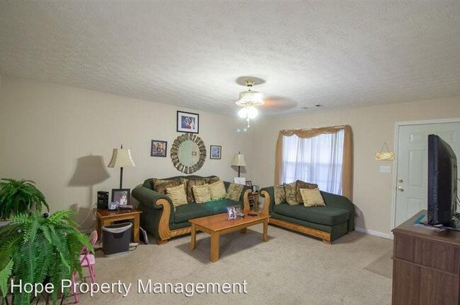 Foto del edificio - 3 br, 2 bath House - 188 West Washington St