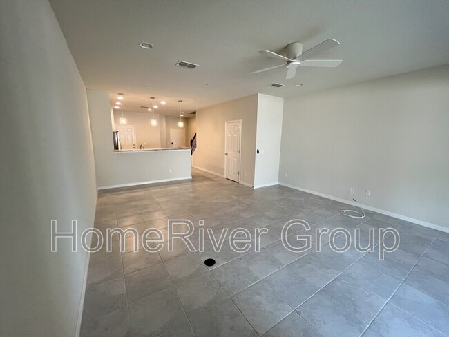 Building Photo - 1025 Pavia Dr
