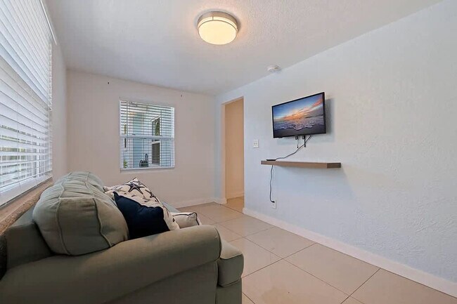 Foto del edificio - 4801 14th Ave S