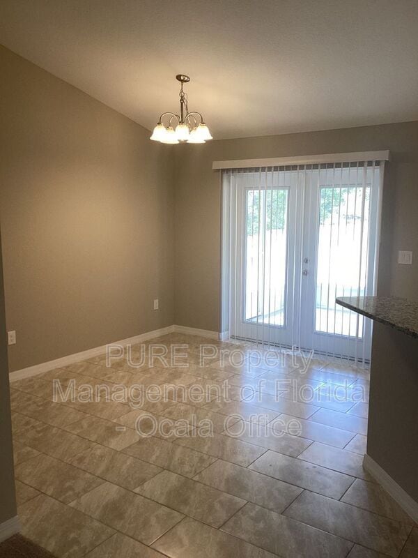 Building Photo - 3895 SW 133rd Loop