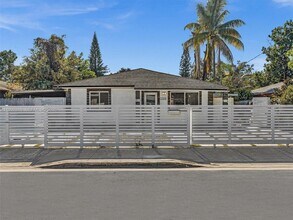 Building Photo - 3354 NW 50th St