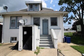 Building Photo - 1957 Snyder Ave