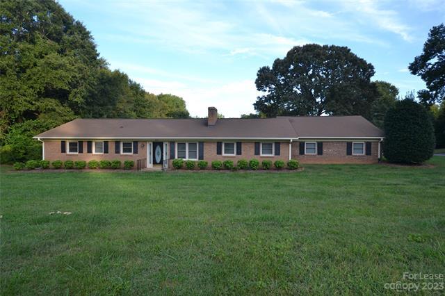 Primary Photo - 300 Belmont Mt Holly Rd