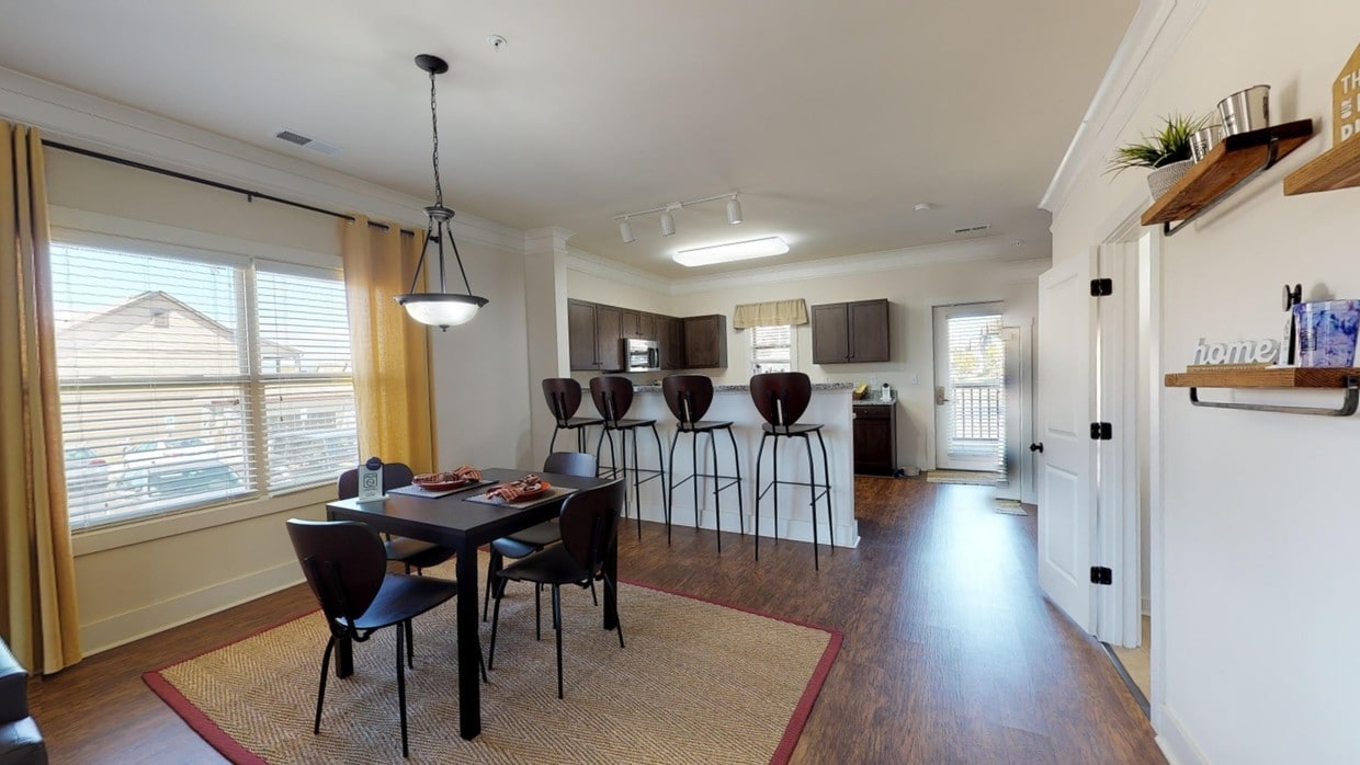 Photo - The Retreat at Blacksburg Apartments