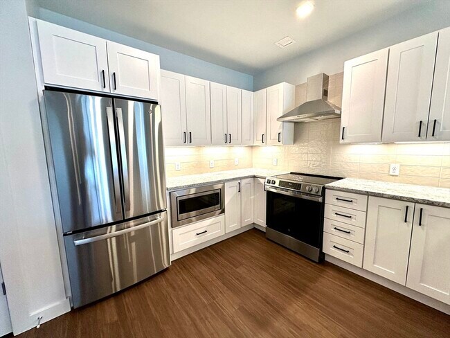 Foto del edificio - 45 E Central St