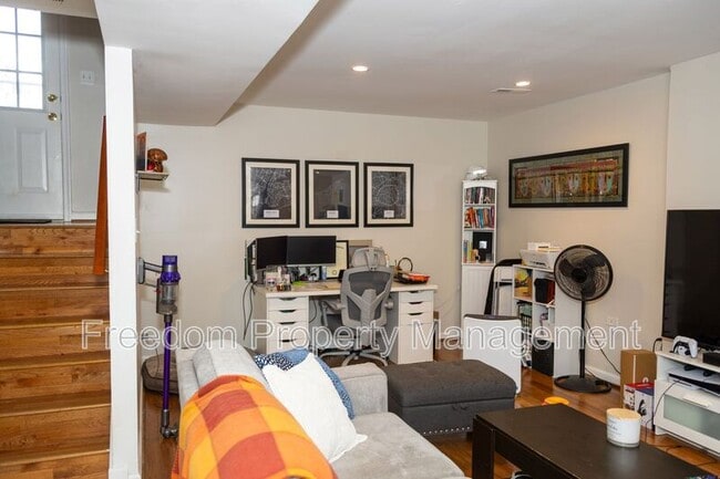 Building Photo - 5317 Macwood Dr