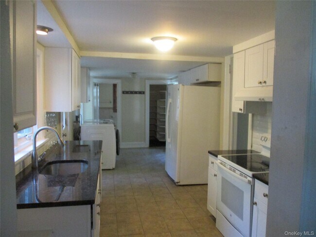 Foto del edificio - 8 Ridgecrest W