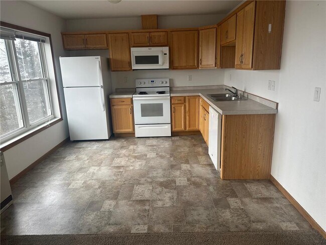 Foto del edificio - 12 Alta Miikana Rd