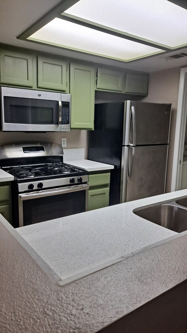 Foto del edificio - 7100 Pirates Cove Rd