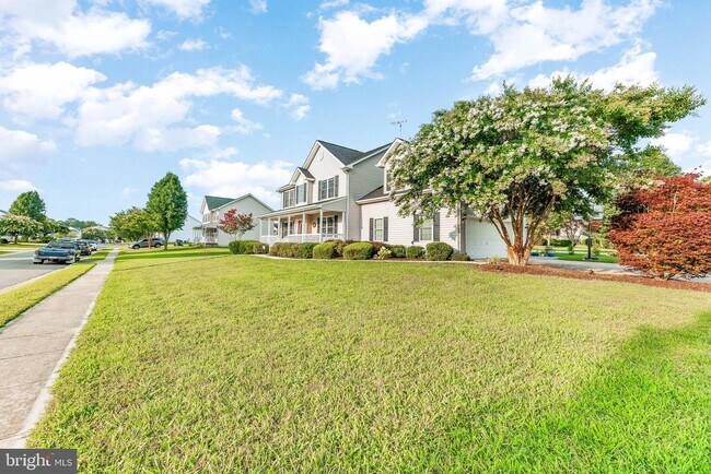 Building Photo - 45416 Buttercup Ln