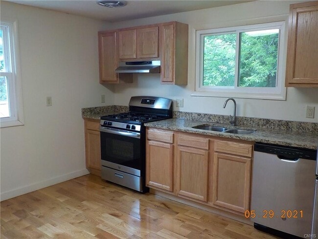 Foto del edificio - 133 Houston Ave