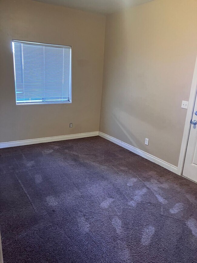 Foto del edificio - 242-246 N 2nd Ave