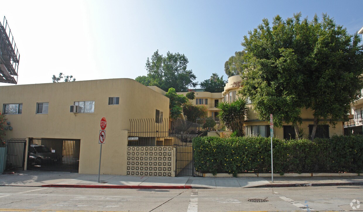 1931 Wilcox Ave Multifamily in Los Angeles, CA Westside Rentals