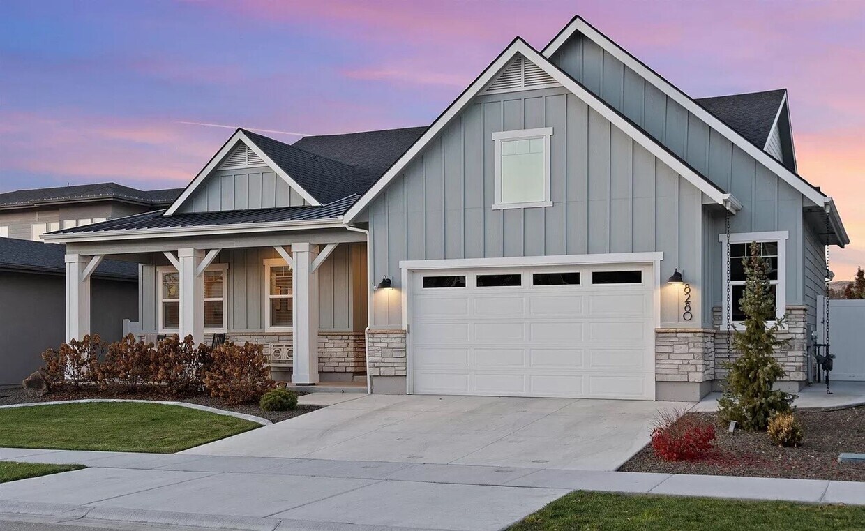 Short term lease for this 3 bed 2... House Rental in Garden