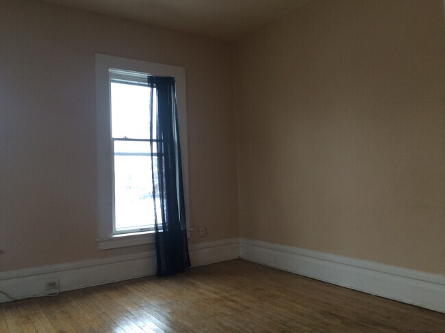 Foto del edificio - 740 Cherry St SE