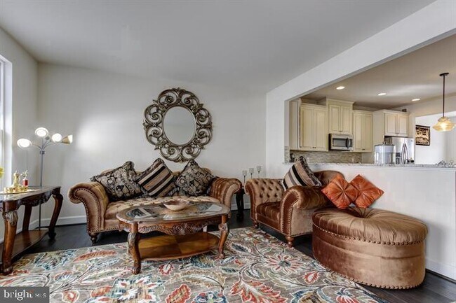 Building Photo - 8540 Fortrose Dr