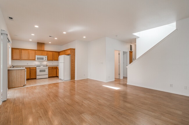 Building Photo - Beautiful 3-Bedroom, 2-Bath Home In Barger Area Of West Eugene!