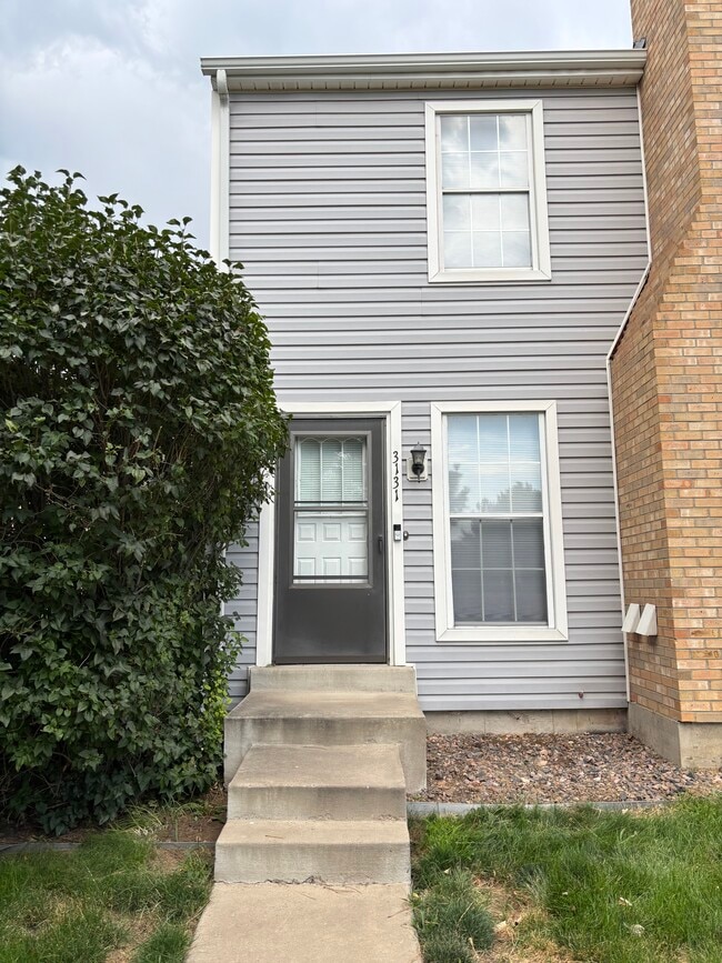 Building Photo - 3131 S Estes St