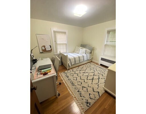 Foto del edificio - 902 Furnace Brook Pkwy