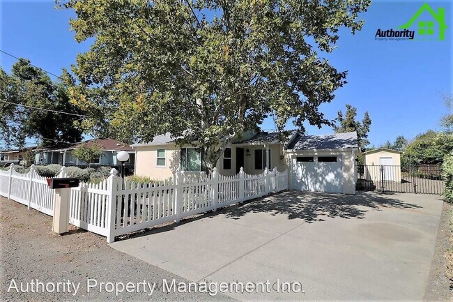 Foto del edificio - 4 br, 3 bath House - 2350 Wilsey Drive