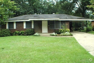 Building Photo - 3765 Pleasant Valley Rd