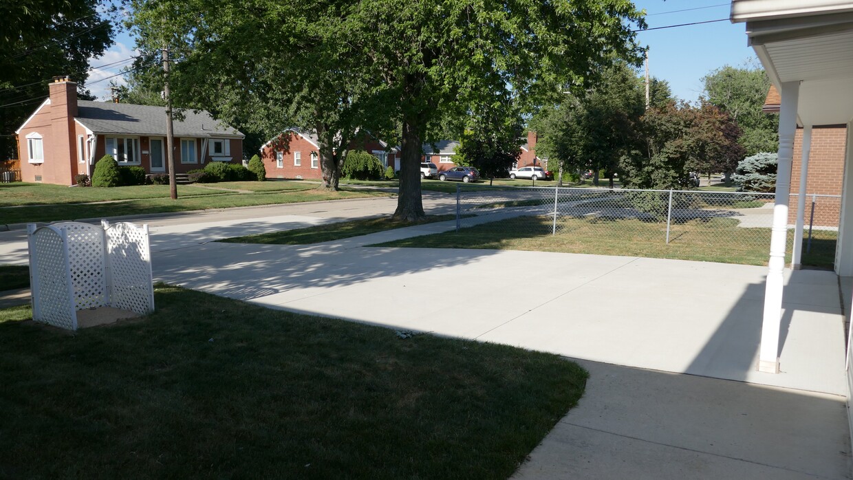 Primary Photo - 14317 Trenton Rd