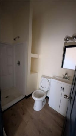 Building Photo - 501 Blatchley Ave