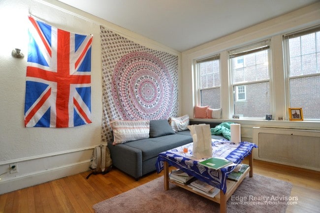 Photo - 2003 Commonwealth Ave Apartment