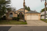 Foto principal - 1,750 Sq.Ft 3 BEDROOM CARMICHAEL SINGLE ST...