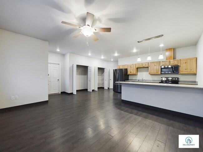 Foto del edificio - 2418 Homestead Dr