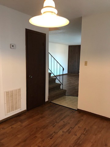 Foto del edificio - 9128 Woodpark Ln NW