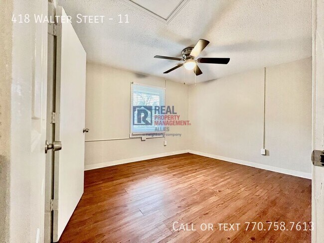 Foto del edificio - 418 Walter St