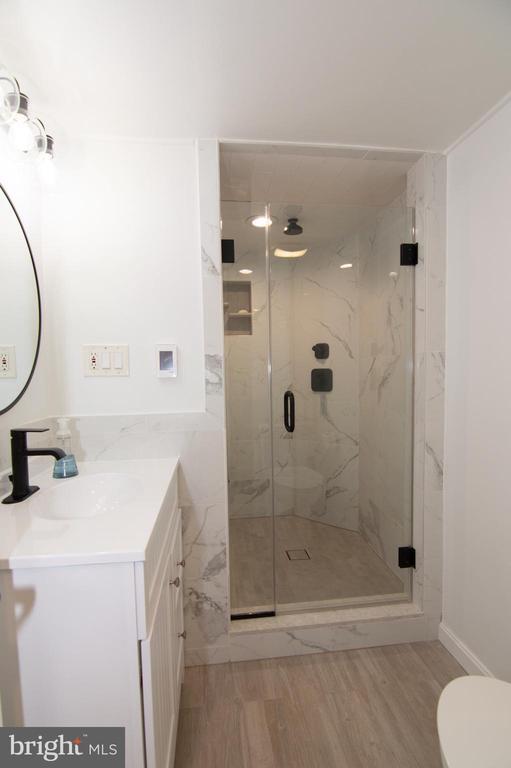 Foto del edificio - 404 Talahi Rd SE