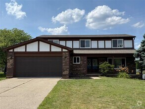 Building Photo - 2290 Cumberland Rd