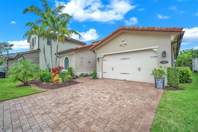 Building Photo - 1281 SW 113th Way