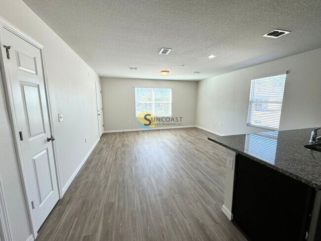 Foto del edificio - 6522 Sweetbay Ln