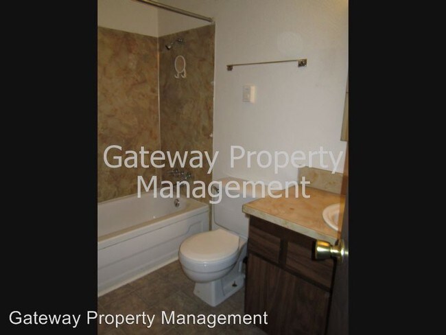 Building Photo - 141 E Huckleberry Dr