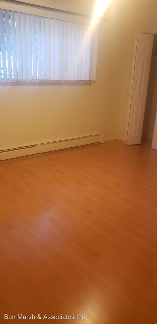 Building Photo - 3 br, 2 bath House - 6124 E. 12th Ave.  #D7