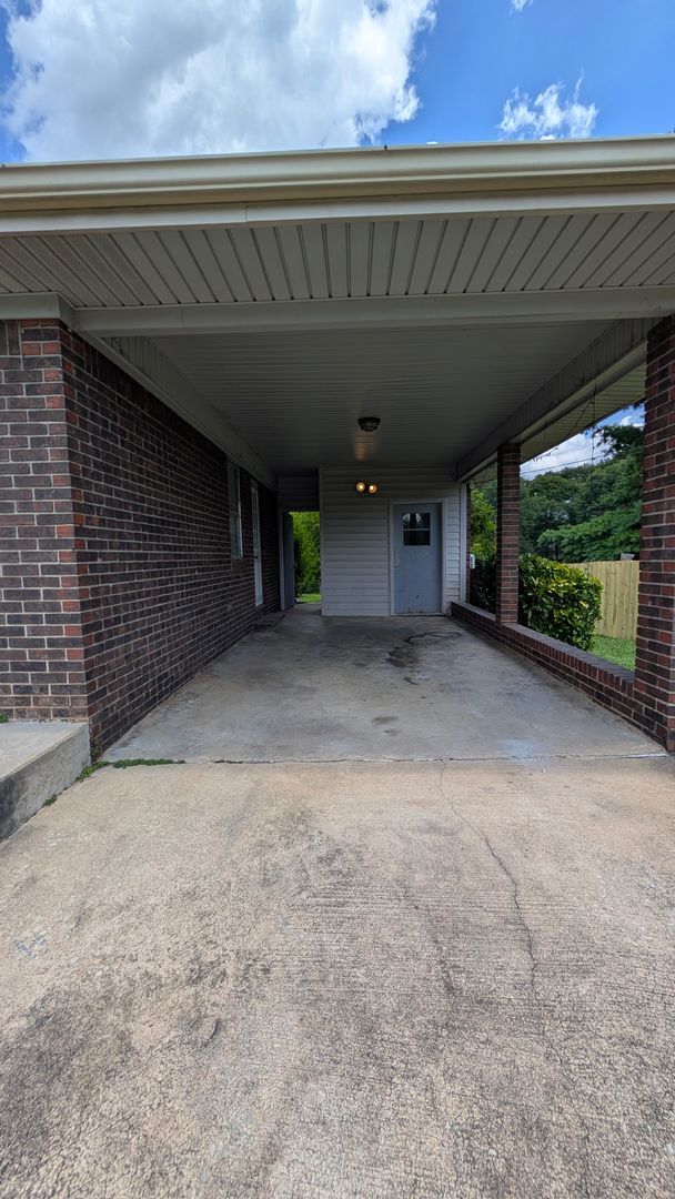 Foto del edificio - Traditional Brick Ranch Home for Lease | 3...