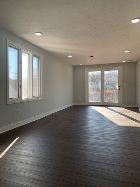 Foto del edificio - 135 Worcester St