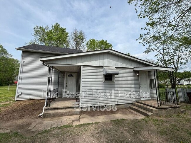 Building Photo - 1205.5 Forrer St