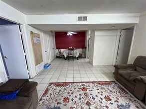 Building Photo - 6606 De Moss Dr