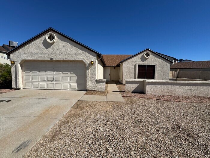 Foto principal - Glendale 3/2 With Garage