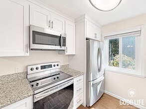 Building Photo - 10303 Caminito Aralia